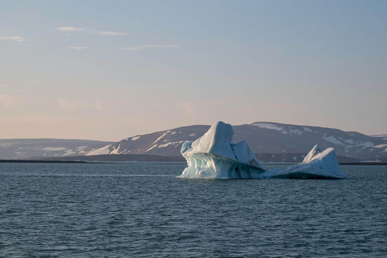 banquise et archipel Sjuøyane au Spitzberg - Iceberg ©Sailnorway