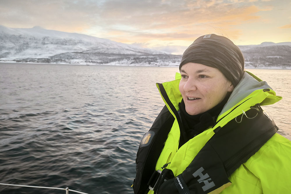 équipage pour la croisière scientifique sur les orques et baleines à bosse de Norvège