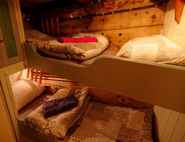 Goxsheim - cabine -traversée de la mer de Barents - expéditions -navigation partenaire