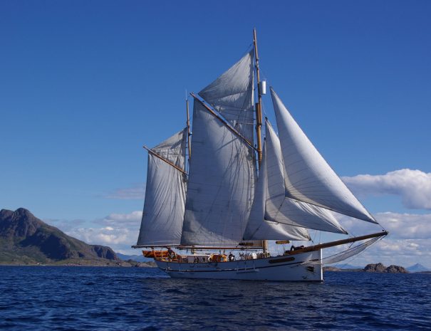 Goxsheim - navire d'exeption - traversée de la mer de Barents - expéditions -navigation partenaire