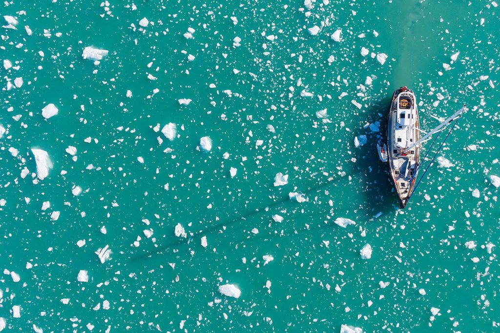 Observer les cétacés en Arctique - conditions de terrain - voilier